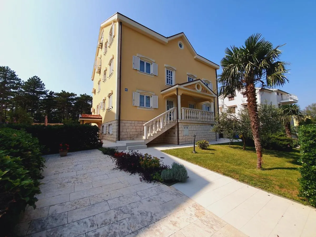 Apartments Villa Anne Jadranovo