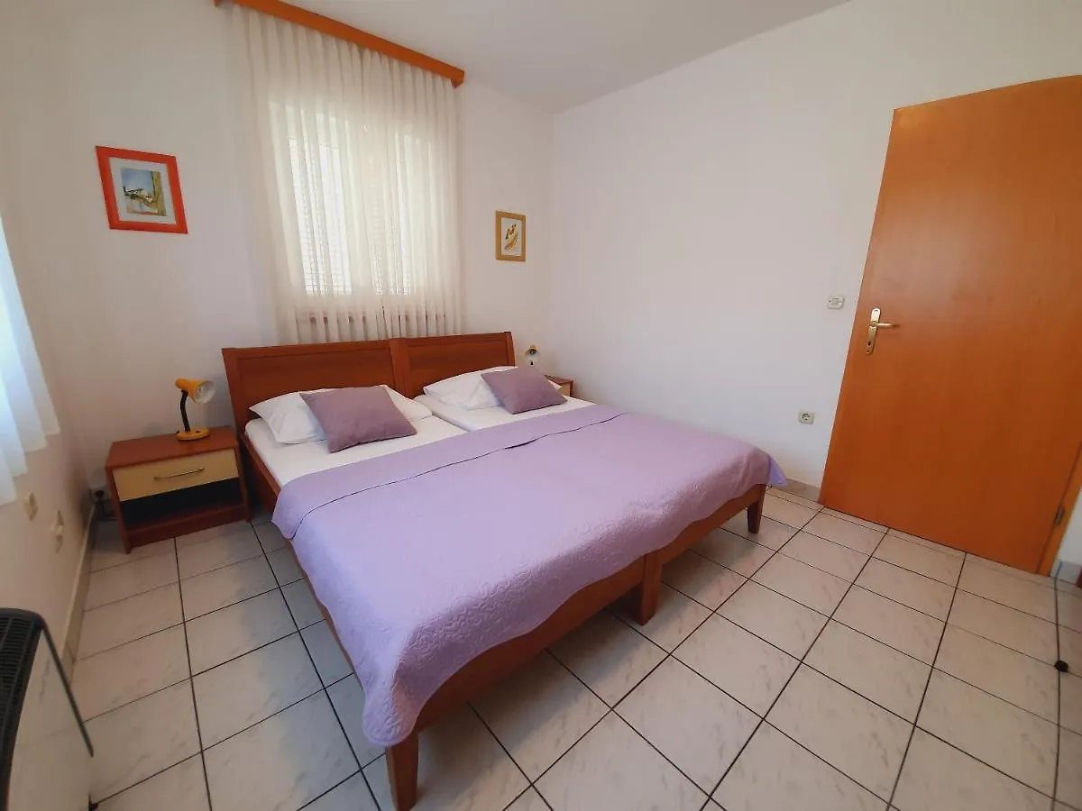 Apartments Villa Anne Jadranovo 0*,  Croatia